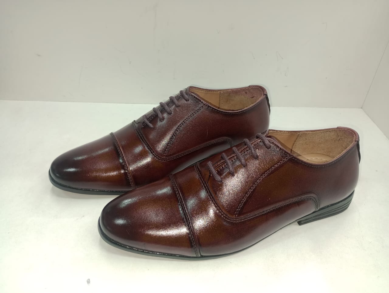 Cap-Toe Oxford in Mahogany/Burgundy