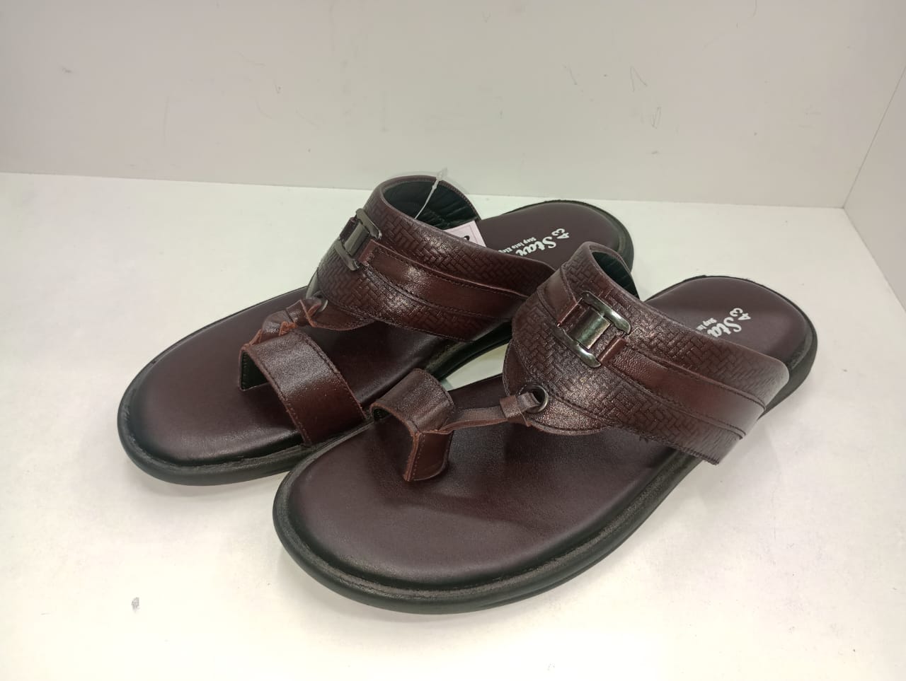 Star Step Casual V-shape Sandal