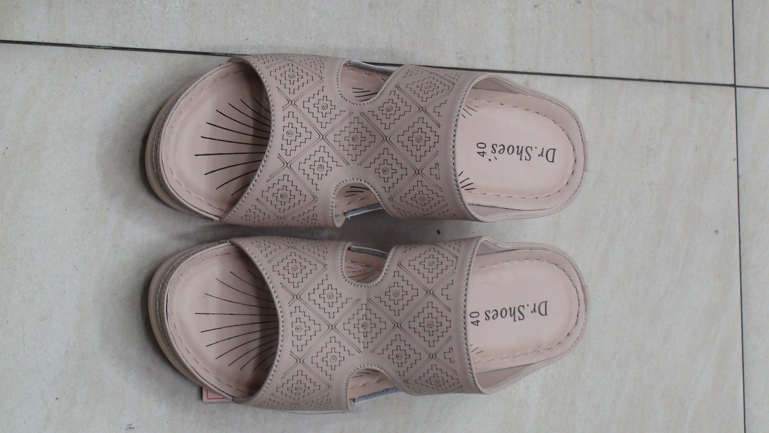 Dr. Shoes Dusty Rose Laser-Cut Geometric Comfort Slides
